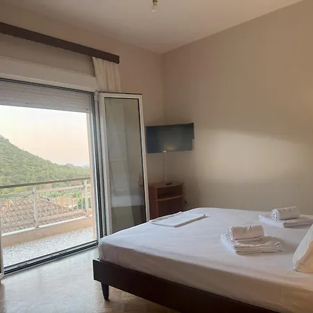 Kiourtis House Apartamento Elevtheraí