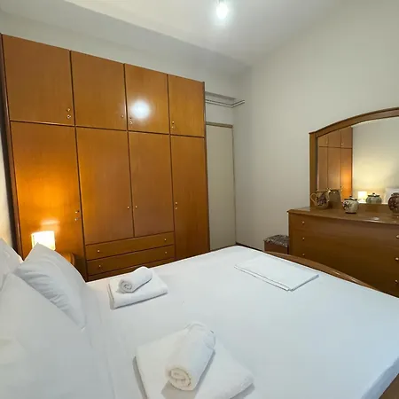 شقة Kiourtis House Elevtheraí