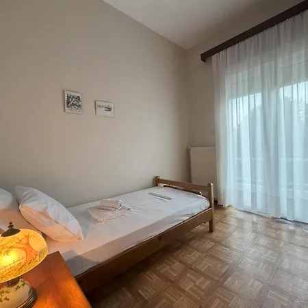 Kiourtis House