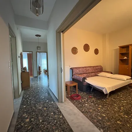 Kiourtis House * Elevtheraí