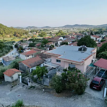 Kiourtis House Apartamento Elevtheraí