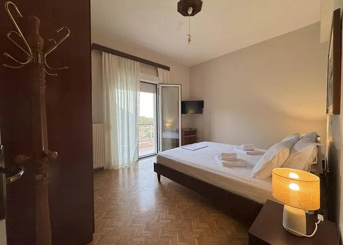 Kiourtis House Lägenhet *