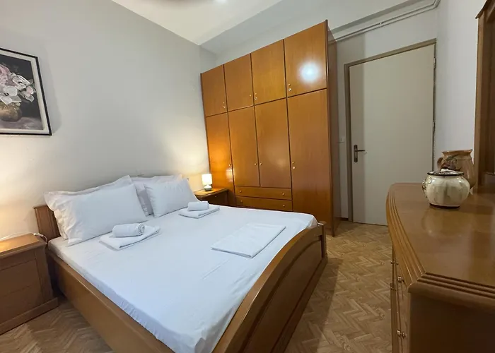 Lägenhet Kiourtis House *